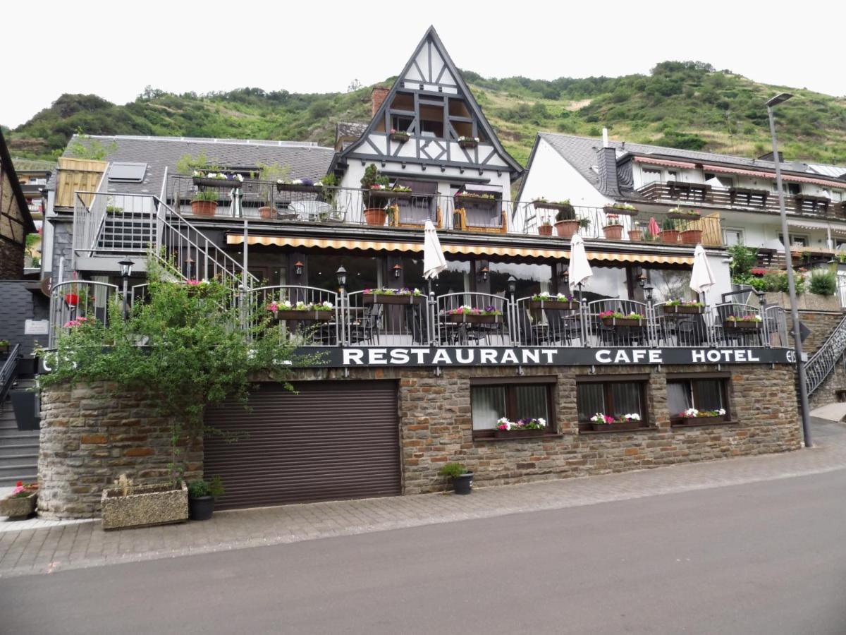 Hotel Restaurant Zum Valwiger Herrenberg Exterior photo